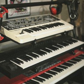 wires records keyboards